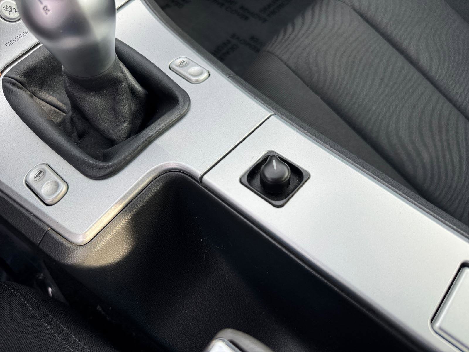 2007 Chrysler Crossfire Base