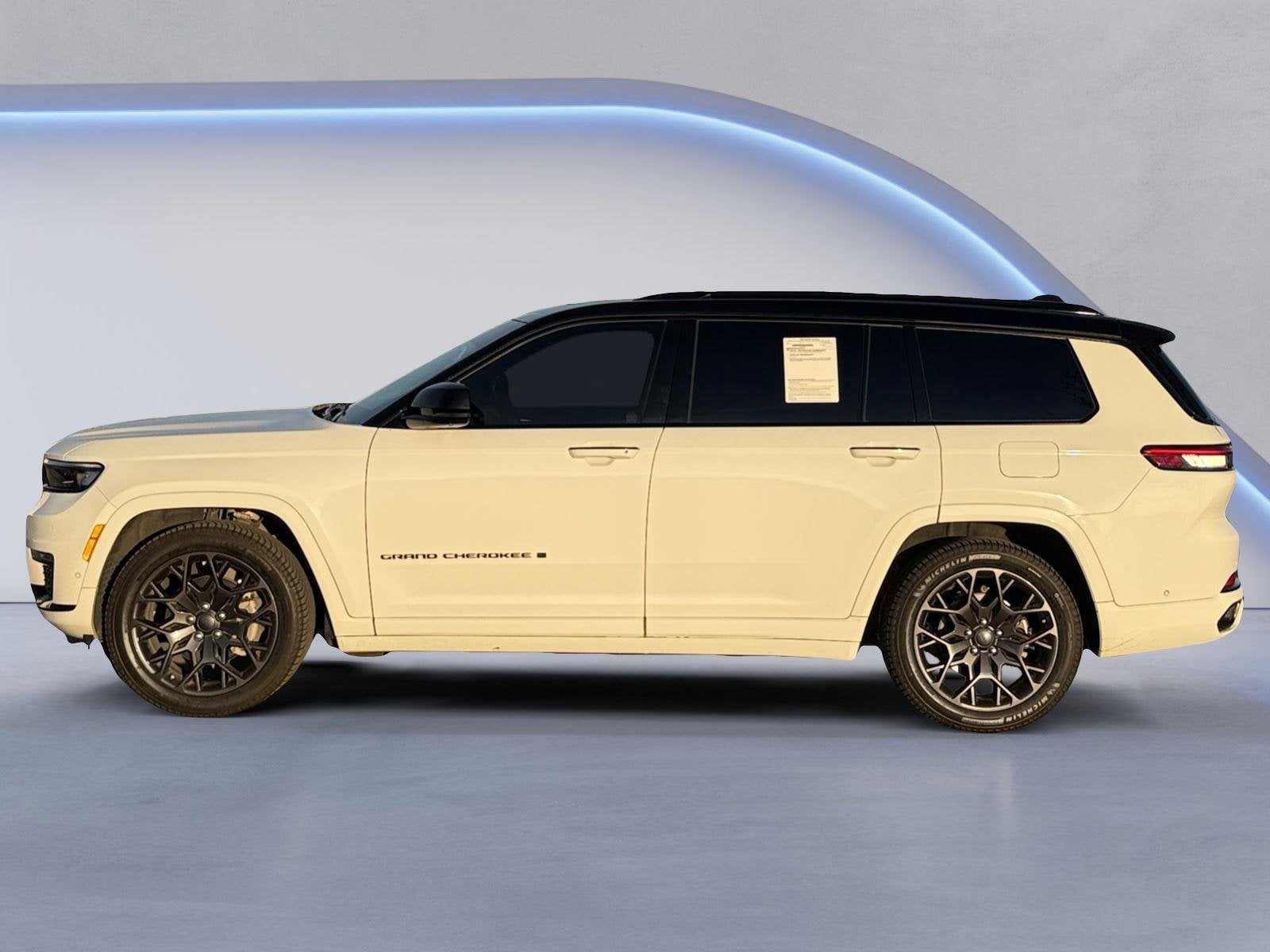 2023 Jeep Grand Cherokee L Base