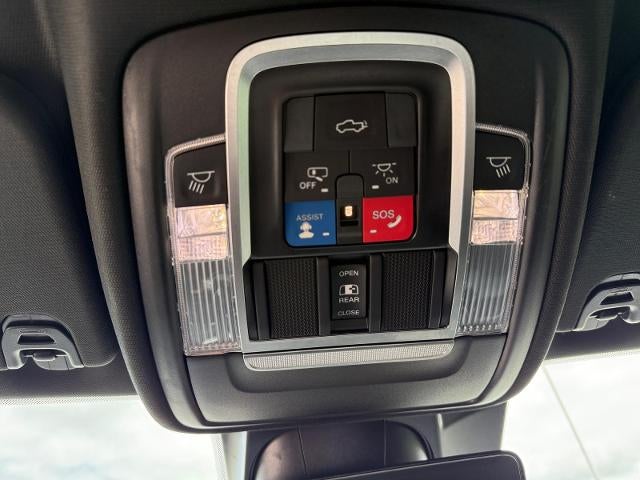 2020 RAM 1500 Limited 4x4 Crew Cab 5'7" Box