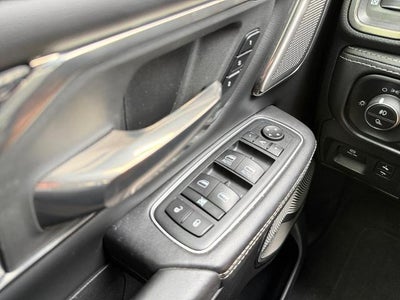 2020 RAM 1500 Limited 4x4 Crew Cab 5'7" Box