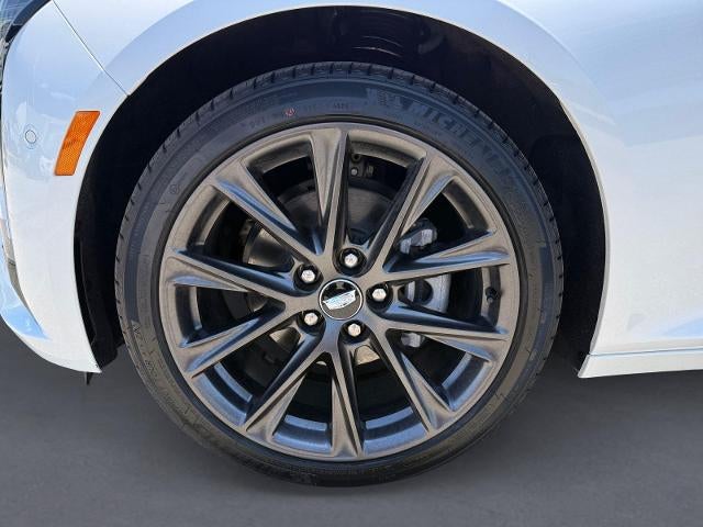 2025 Cadillac CT5 4dr Sdn Premium Luxury