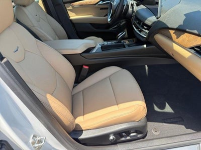 2025 Cadillac CT5 4dr Sdn Premium Luxury