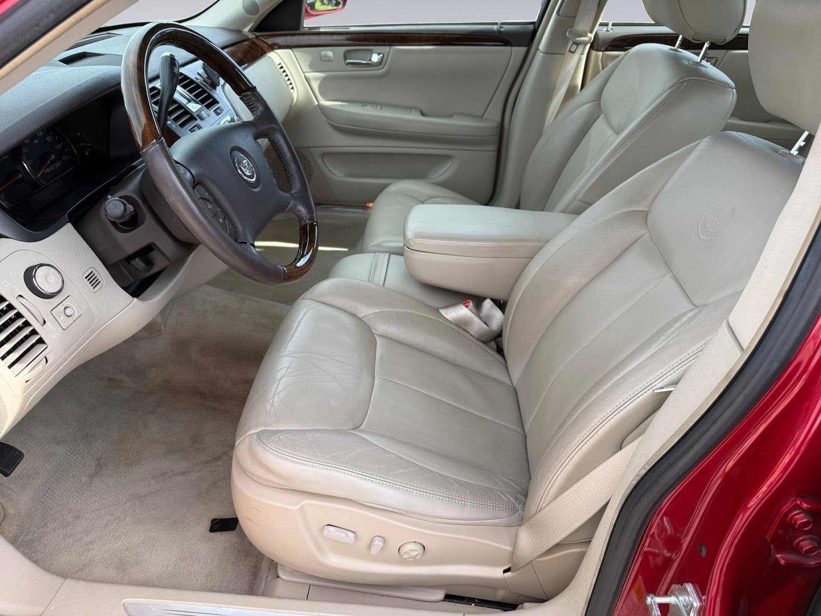 2009 Cadillac DTS Base