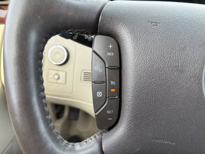 2009 Cadillac DTS Base