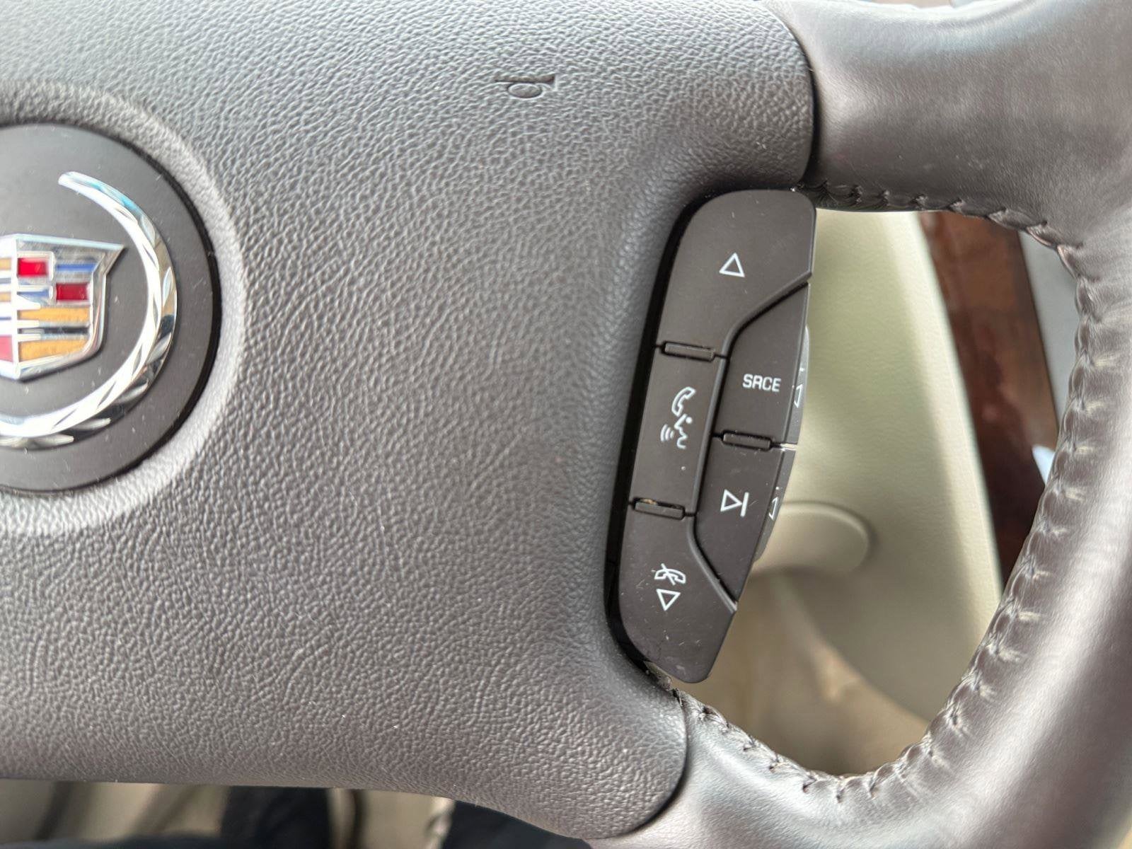 2009 Cadillac DTS Base