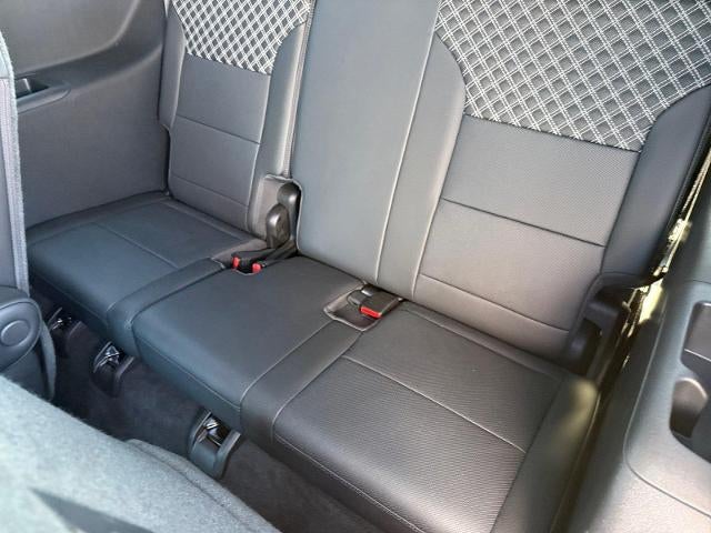 2024 GMC Acadia FWD Denali