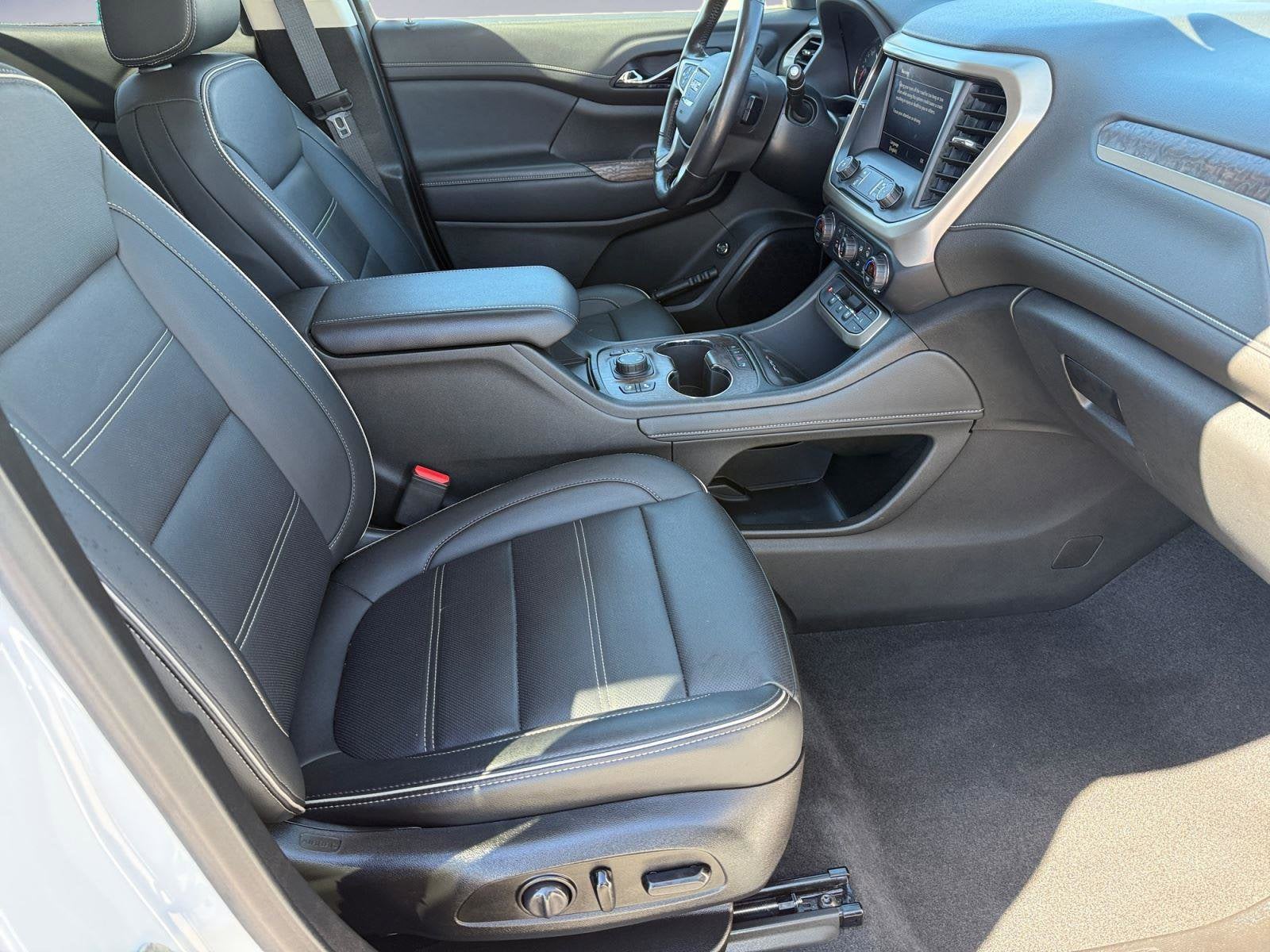 2021 GMC Acadia Base