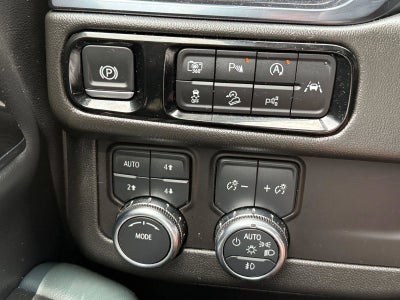 2025 GMC Yukon Base