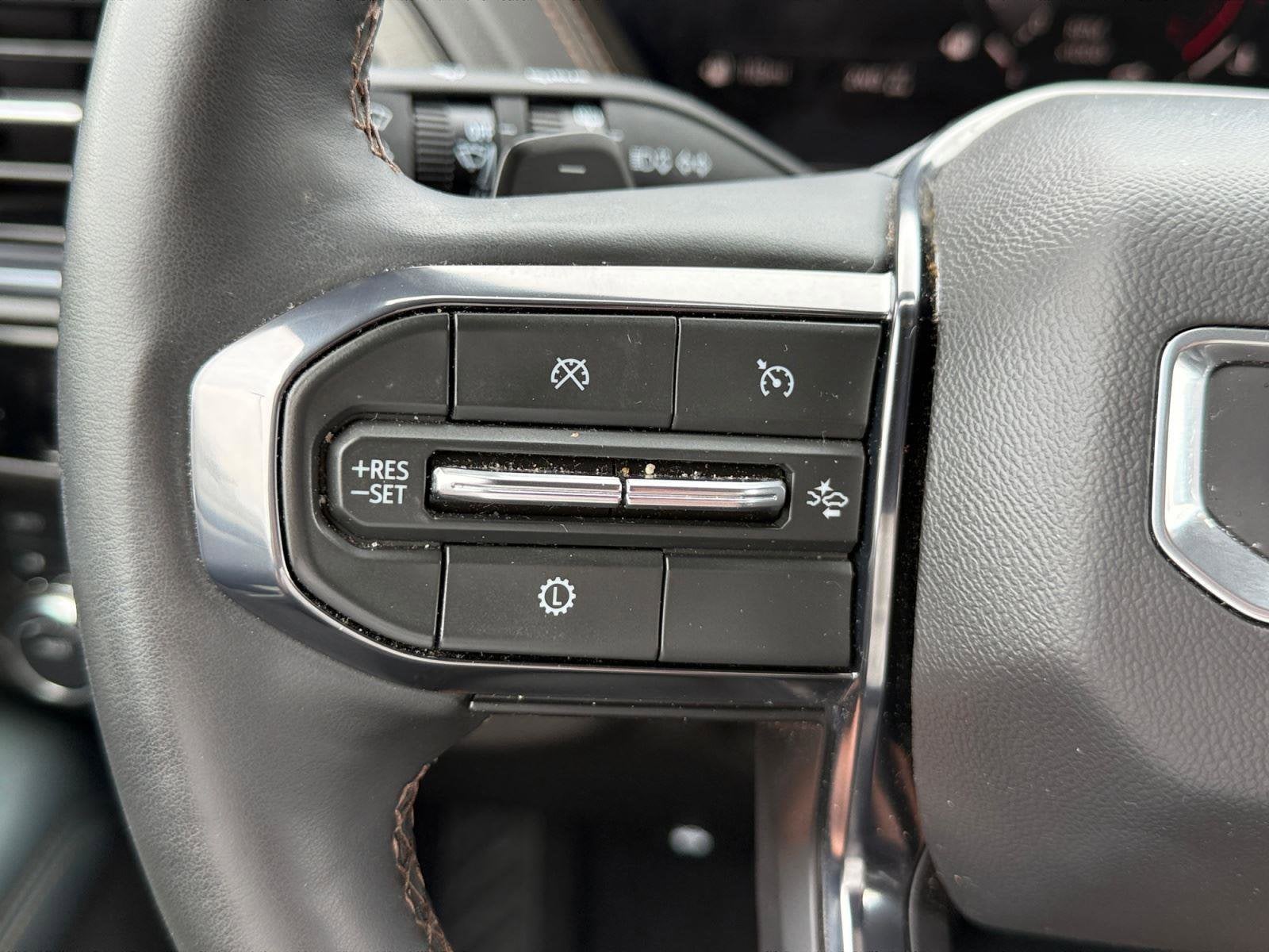 2025 GMC Yukon Base