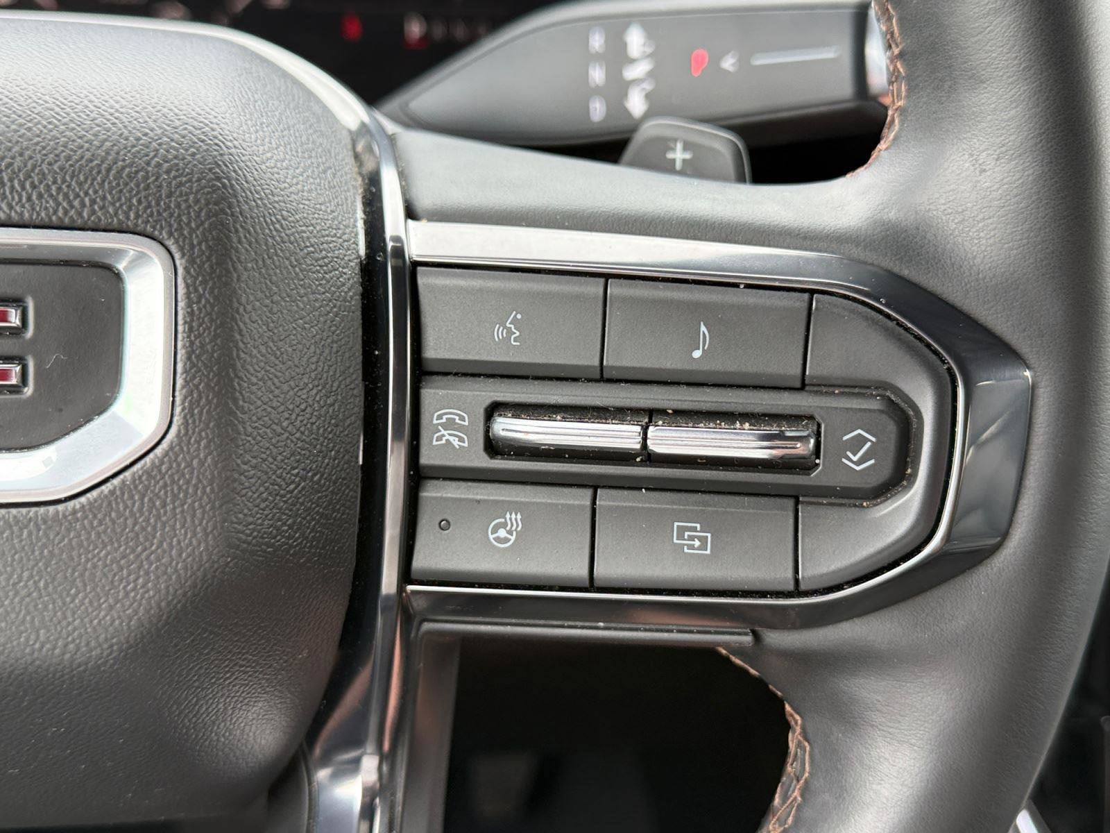 2025 GMC Yukon Base