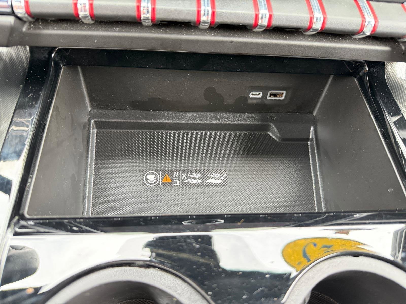 2025 GMC Yukon Base