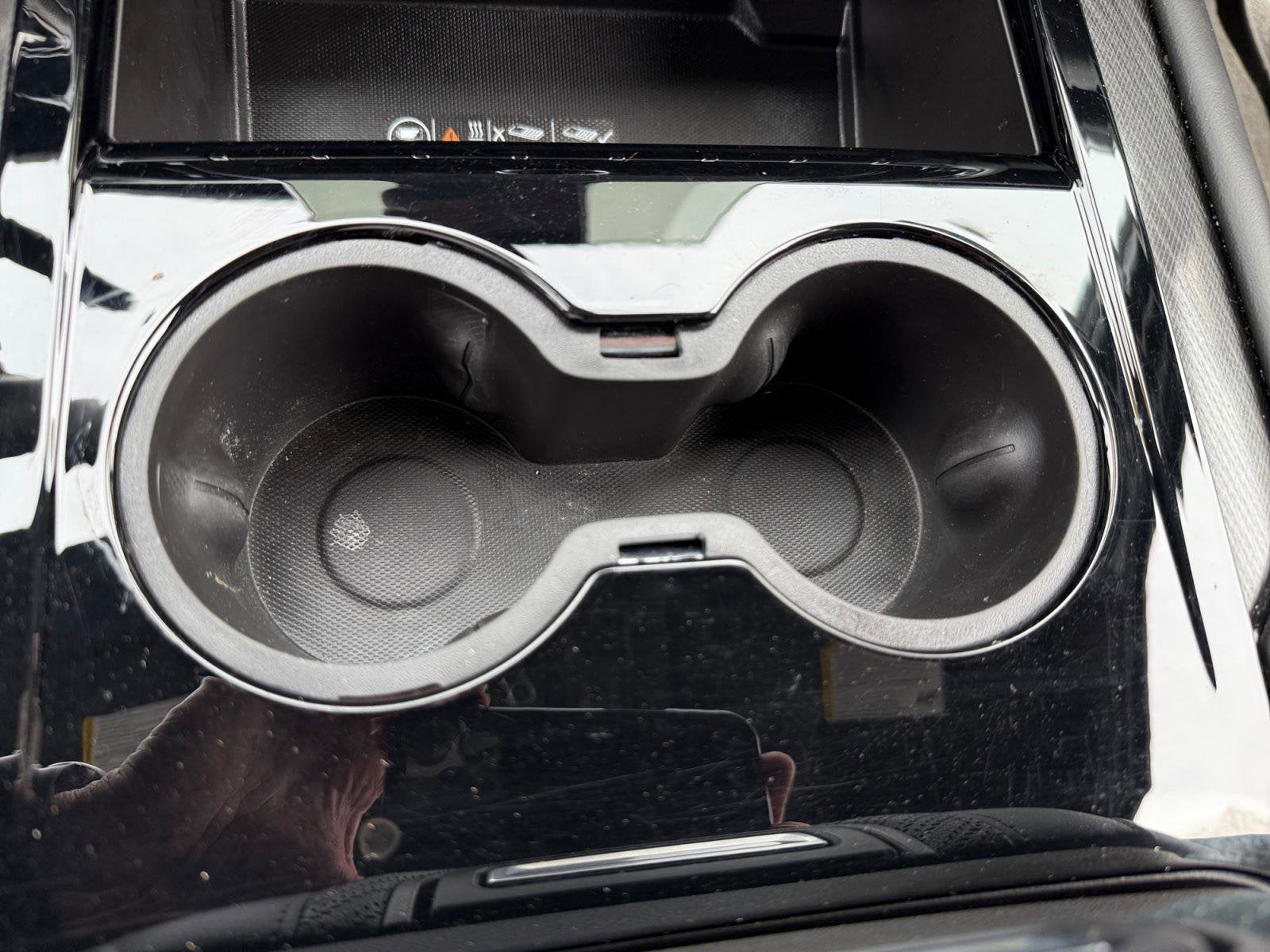 2025 GMC Yukon Base