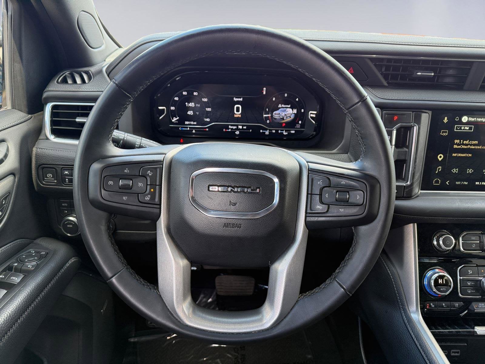 2023 GMC Yukon Base