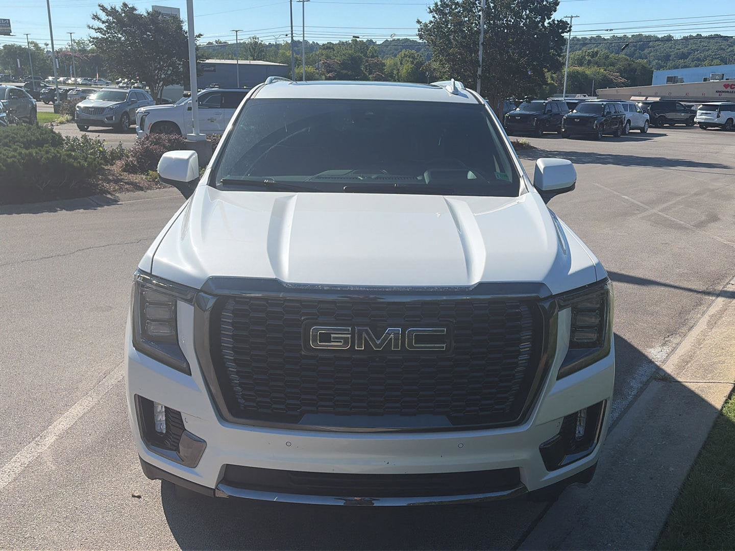2024 GMC Yukon Base