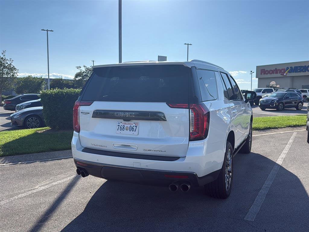 2024 GMC Yukon Base