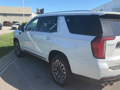 2024 GMC Yukon Base