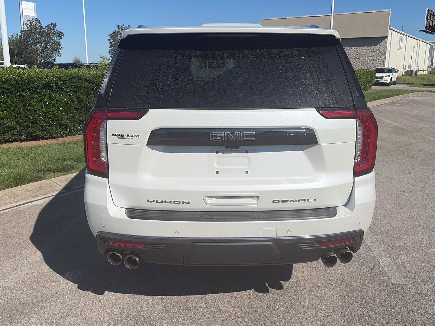 2024 GMC Yukon Base