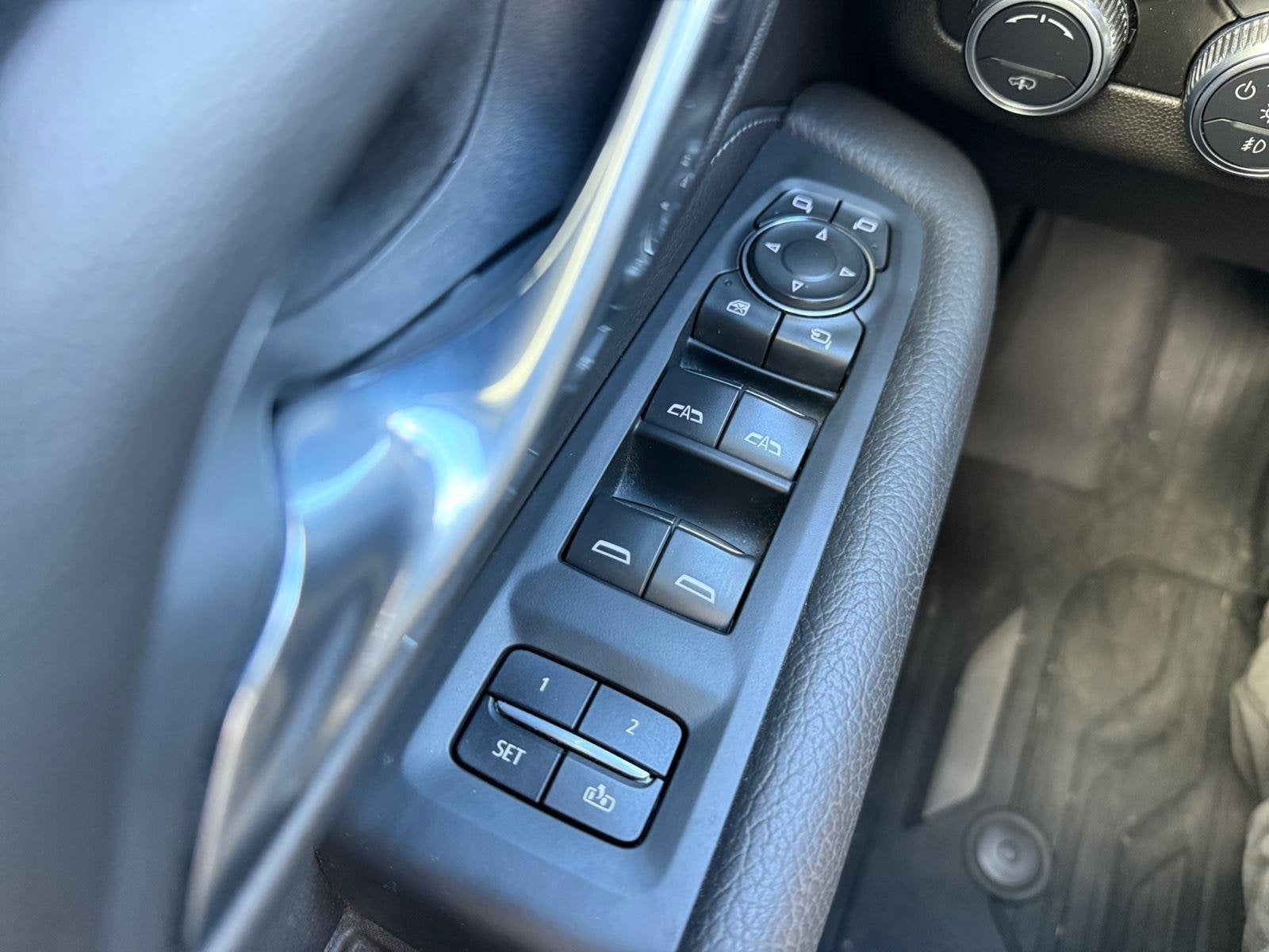 2021 GMC Yukon XL Base