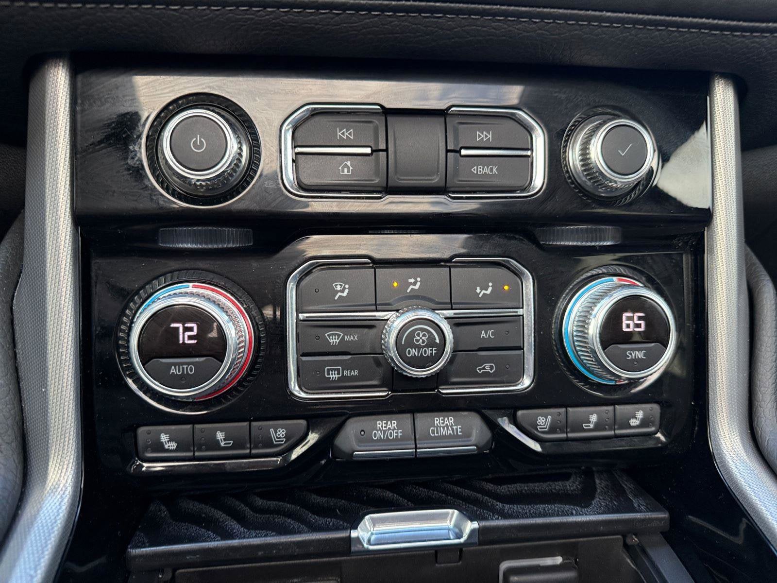 2021 GMC Yukon XL Base