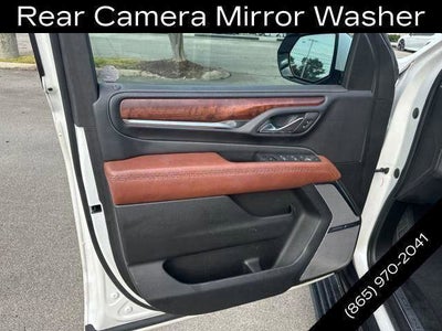 2023 GMC Yukon XL Base