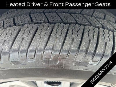 2023 GMC Yukon XL Base