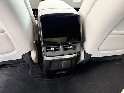 2027 Cadillac VISTIQ Luxury