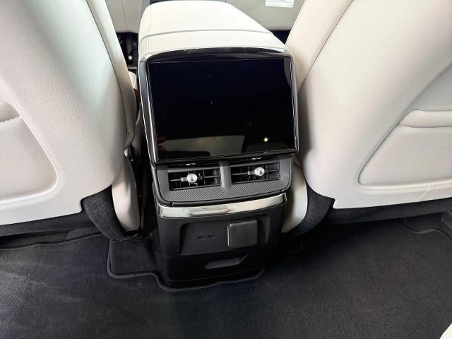 2027 Cadillac VISTIQ Luxury