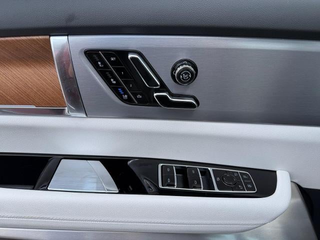 2027 Cadillac VISTIQ Luxury