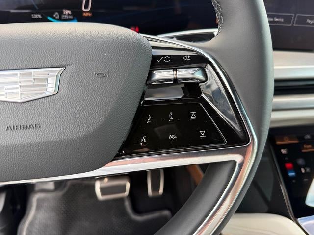 2027 Cadillac VISTIQ Luxury