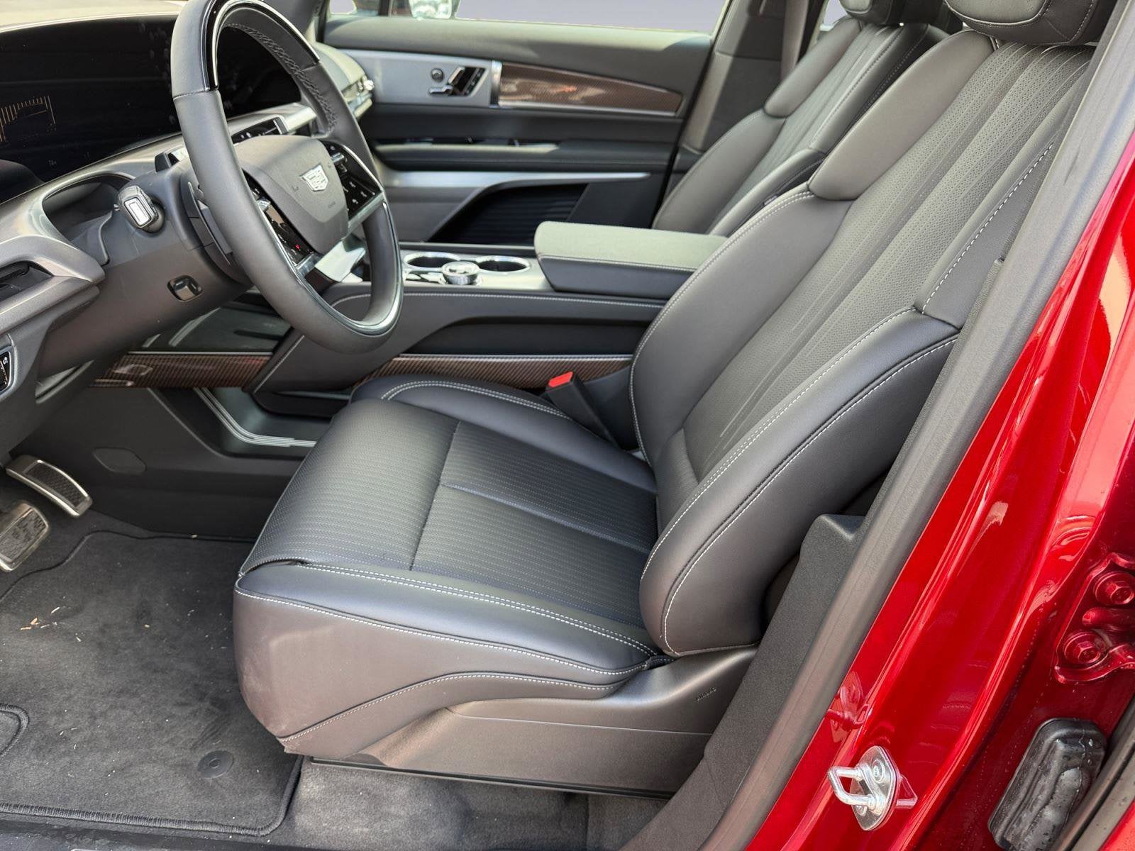 2026 Cadillac VISTIQ Luxury - Photo 10