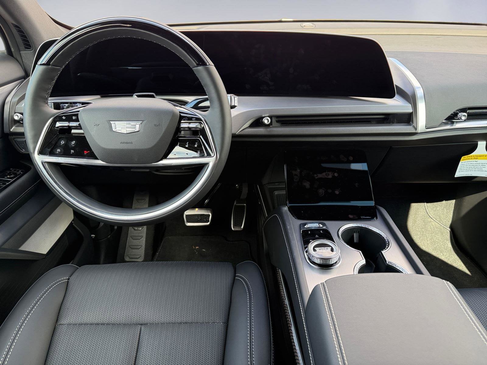 2026 Cadillac VISTIQ Luxury