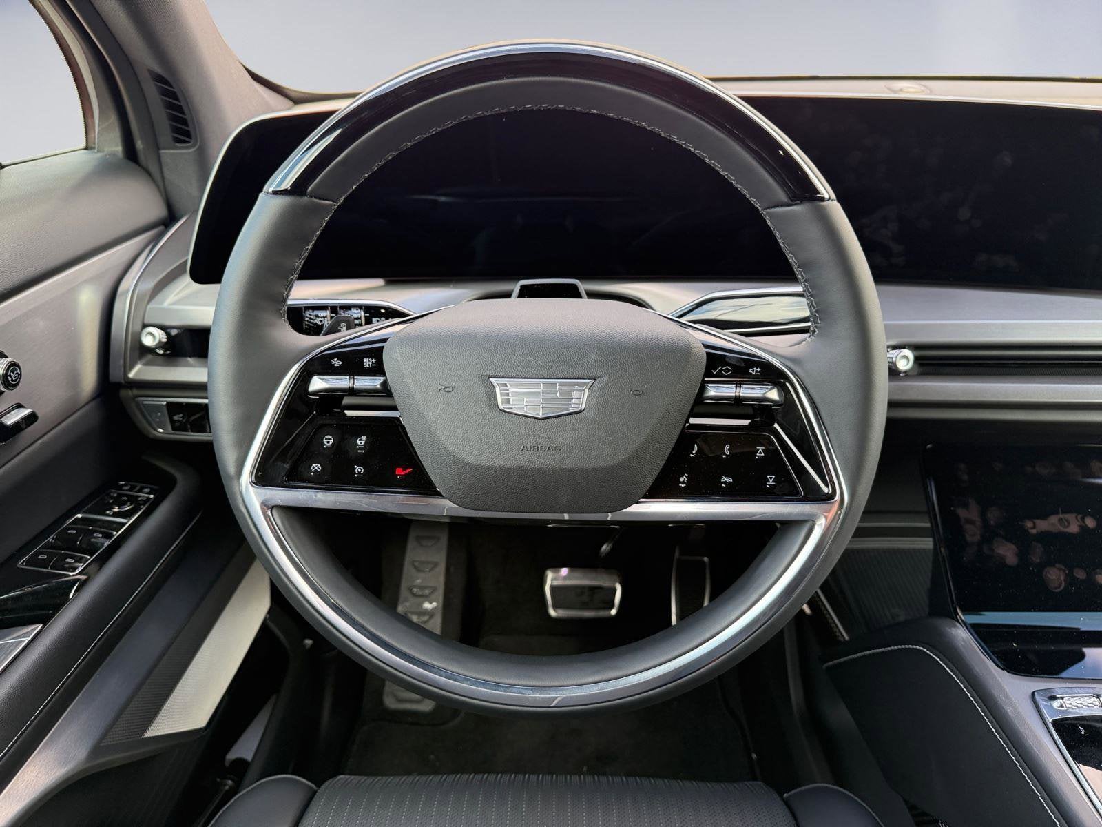 2026 Cadillac VISTIQ Luxury - Photo 16