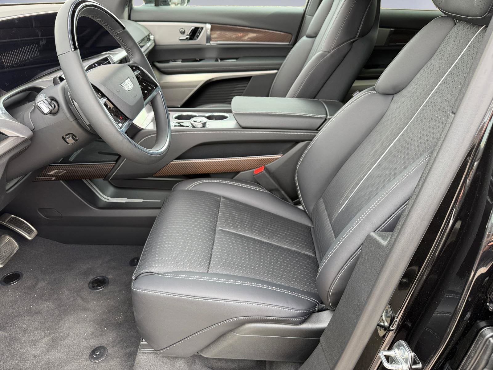 2026 Cadillac VISTIQ Sport