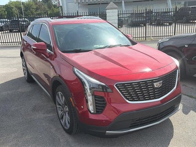 2023 Cadillac XT4 FWD Premium Luxury