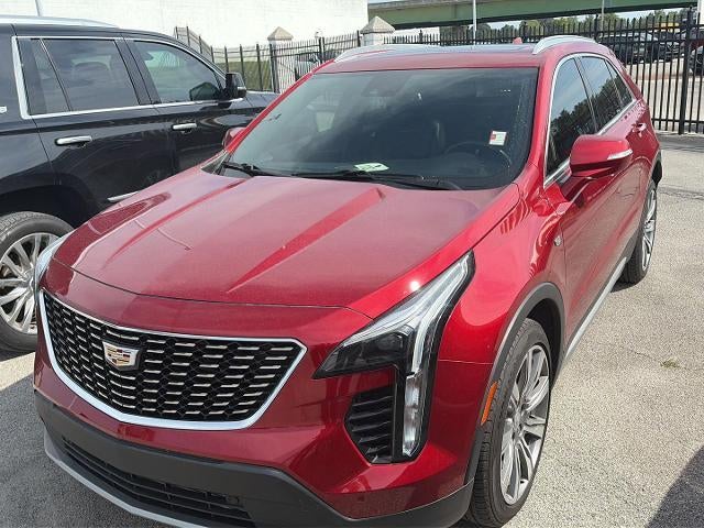 2023 Cadillac XT4 FWD Premium Luxury