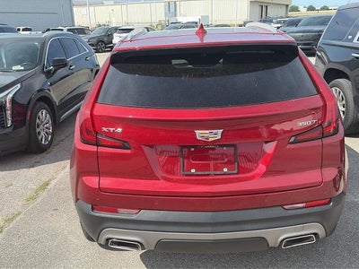 2023 Cadillac XT4 FWD Premium Luxury