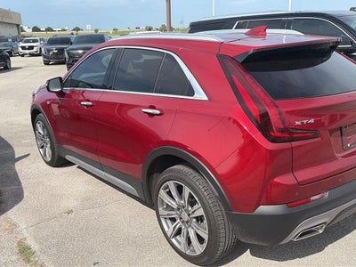 2023 Cadillac XT4 FWD Premium Luxury