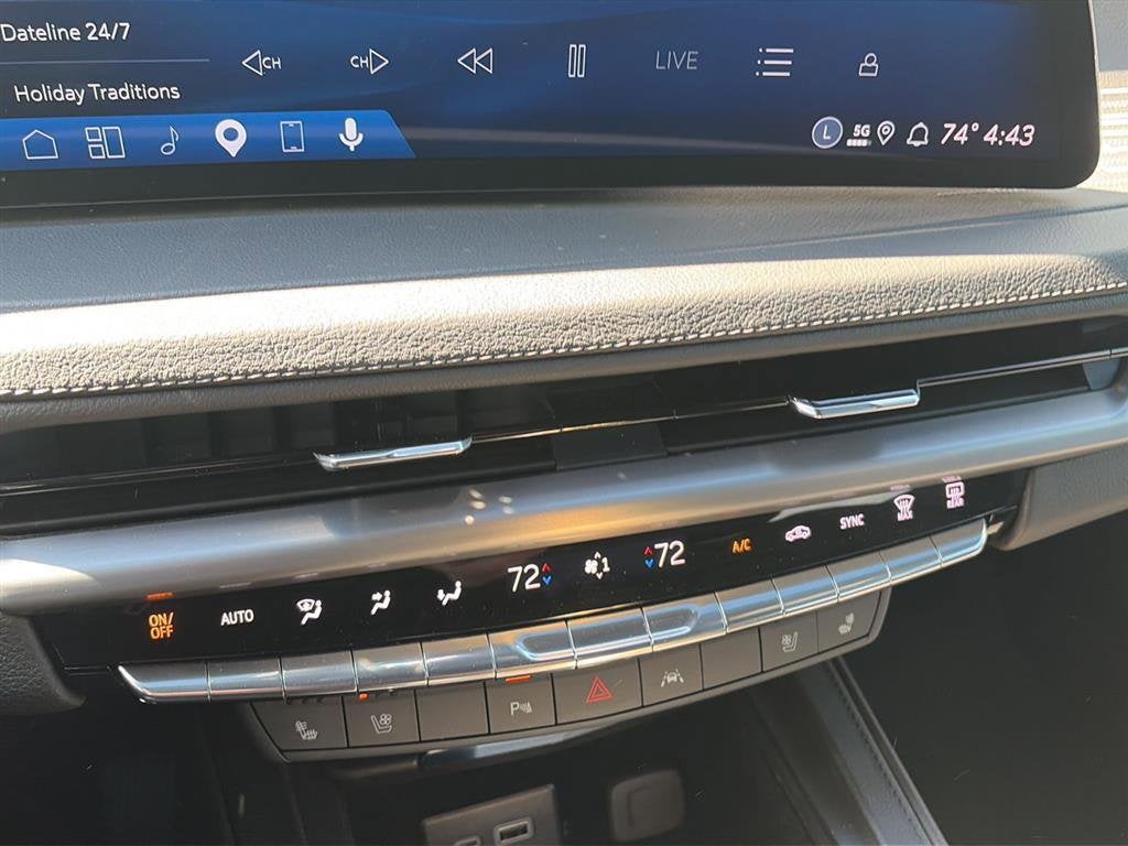 2025 Cadillac XT4 Base