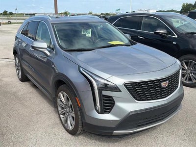 2023 Cadillac XT4 Premium Luxury