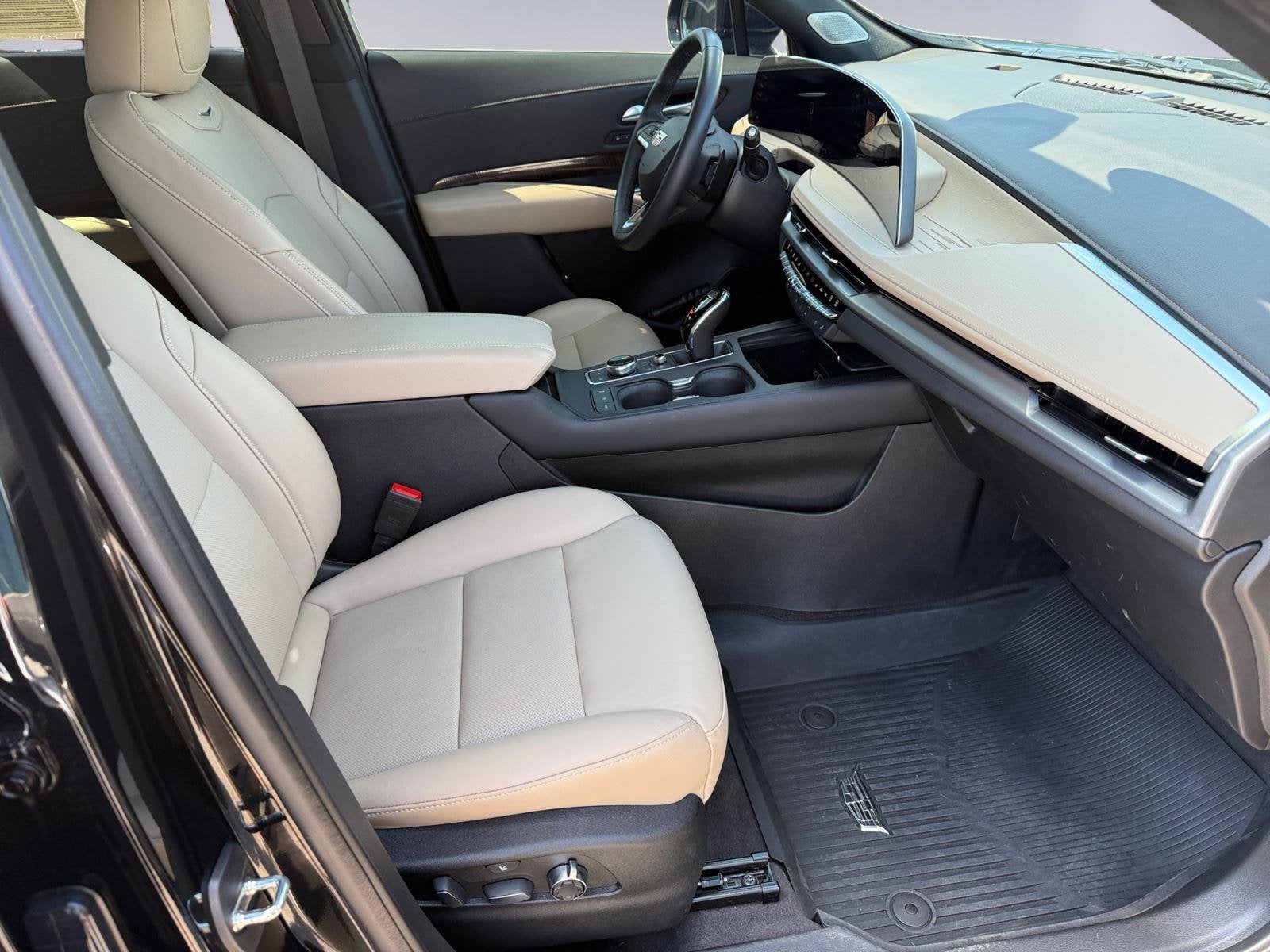 2024 Cadillac XT4 Base