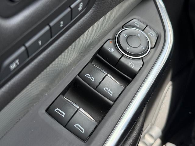 2023 Cadillac XT4 AWD 4dr Premium Luxury