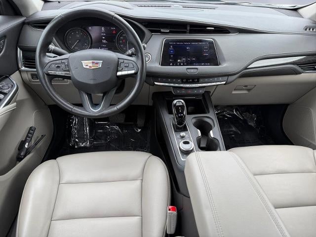 2023 Cadillac XT4 AWD Premium Luxury
