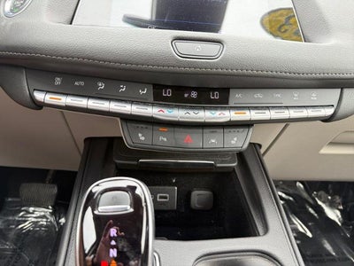 2023 Cadillac XT4 AWD Premium Luxury