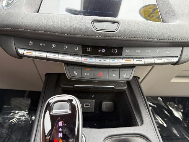 2023 Cadillac XT4 AWD Premium Luxury