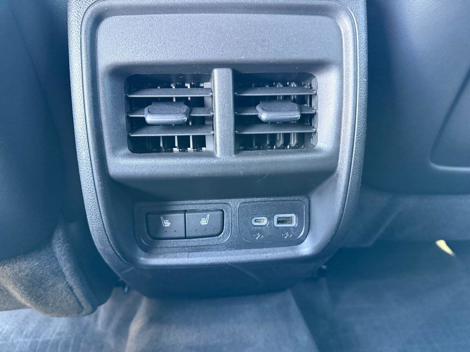 2023 Cadillac XT4 Base