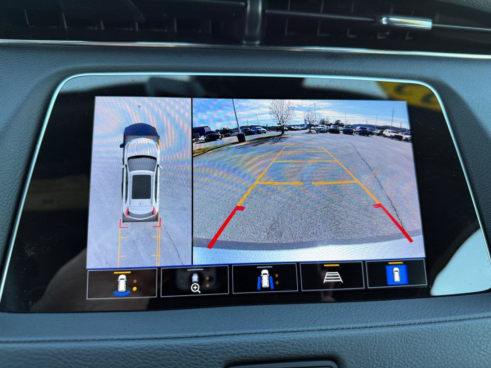 2023 Cadillac XT4 Base