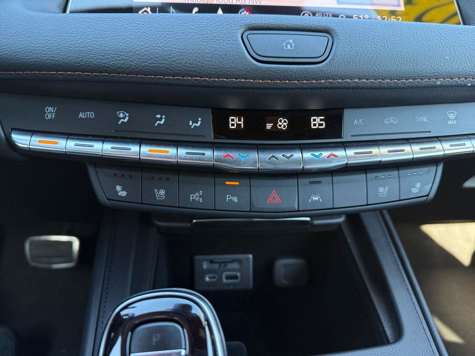 2023 Cadillac XT4 Base