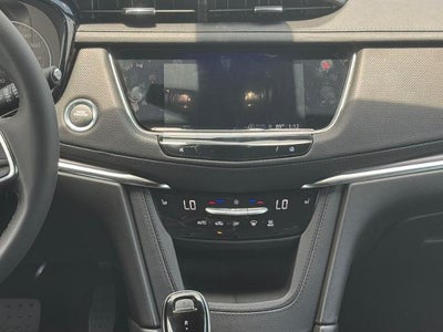 2026 Cadillac XT5 Luxury