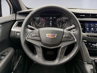 2025 Cadillac XT5 Luxury