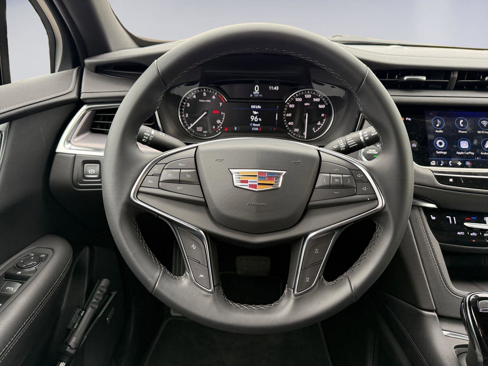 2025 Cadillac XT5 Luxury